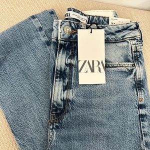 Zara Slim Flare Jean